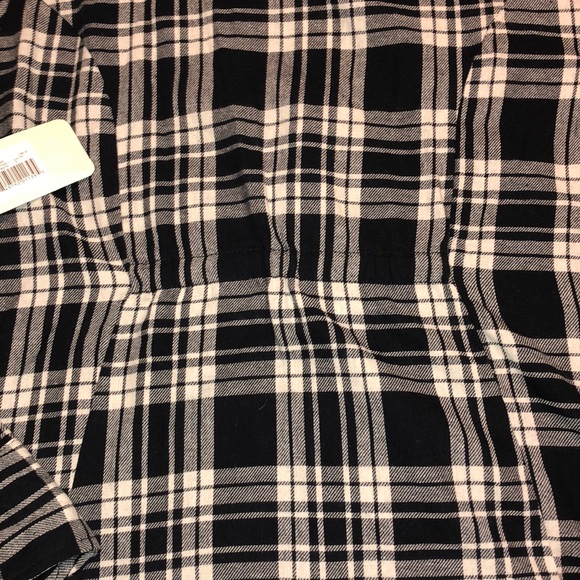 💟BNWT Flannel, black and white. Longer length. - Picture 7 of 8